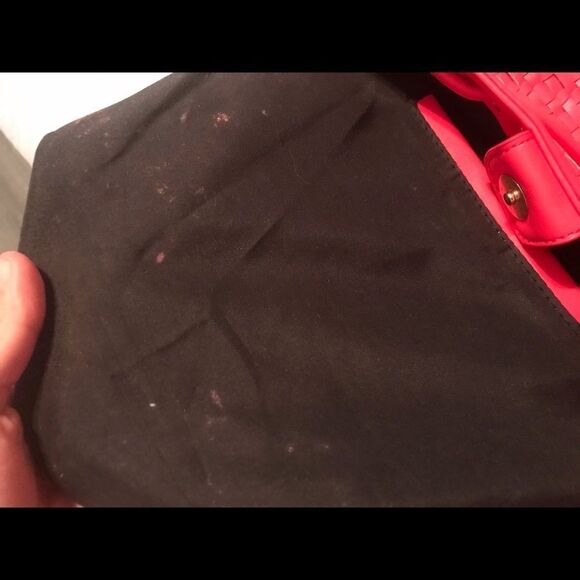 Red Straw Crossbody Bag - Picture 11 of 11